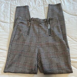 Guess Black and White Plaid Skinny Pants